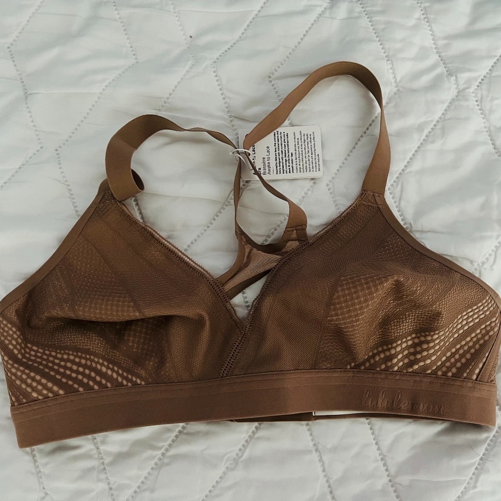 Lululemon - Awake to Lace Bra, 34B, Never Worn and New With Tags! - Picture 5 of 7